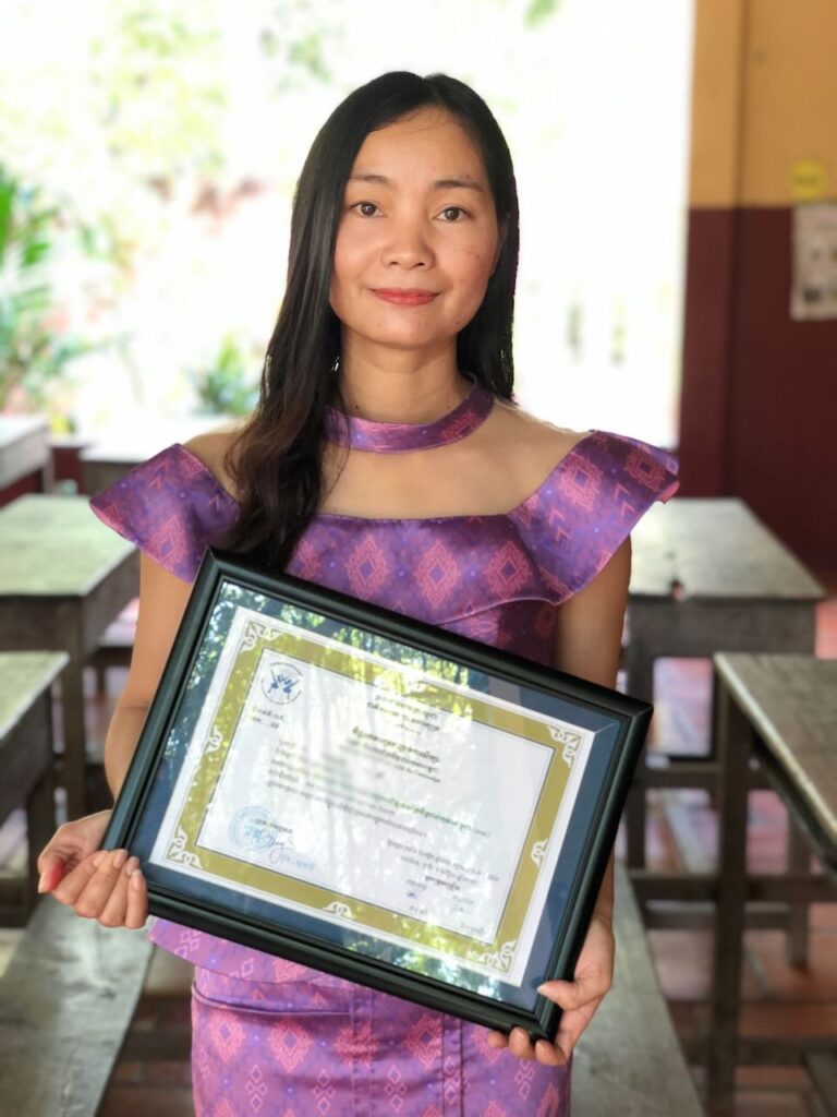 Briser le cycle de la pauvrete par le diplome