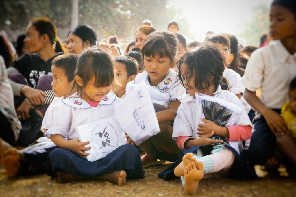 Le jardin d'enfants est le premier point de contact entre AVEC et les familles demunies du quartier. Eveil linguistique, developpement psychomoteur, socialisation